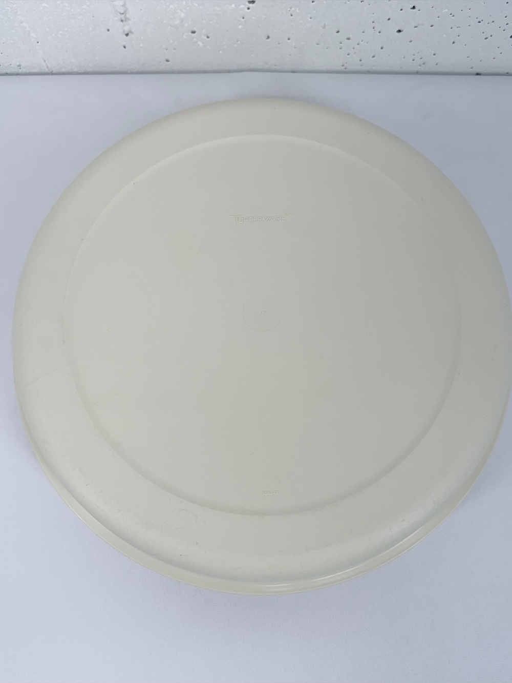 Vintage Tupperware Almond Portable Picnic Serving Center Tray Model 1665